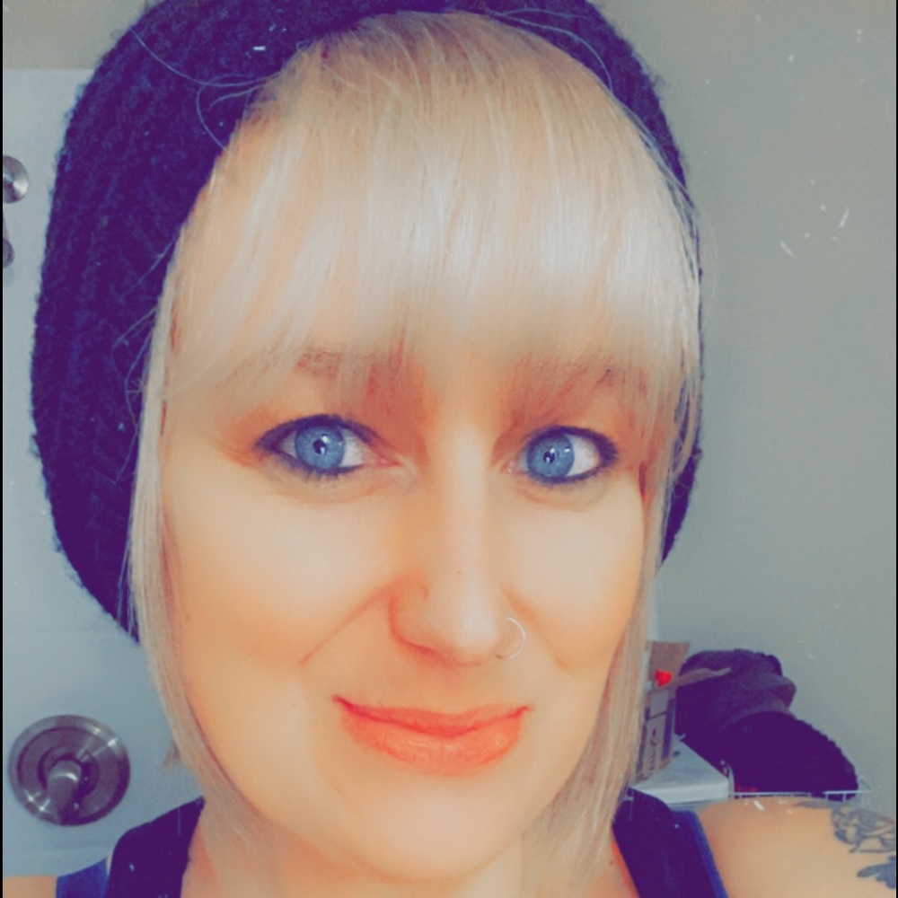 Meet your Posher, Tiffany